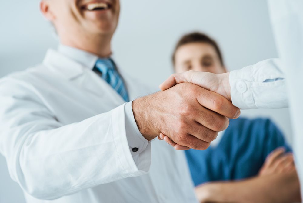 Como fidelizar pacientes na sua clínica: 4 estratégias práticas