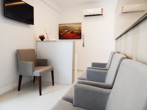 Como organizar a sala de espera do consultório? Confira 9 dicas!